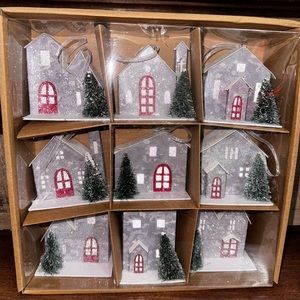 Super Cute 🥰 Xmas Tree Ornaments Box of 9 Gorgeous House Material cardboard New